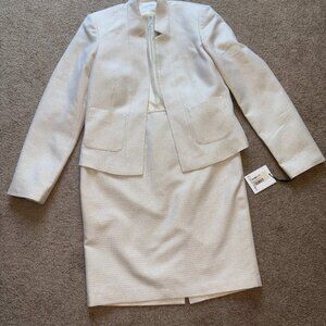 Calvin Klein Suit Jacket NWT Skirt Pre-Worn Ivory with Gold Threading Size 8